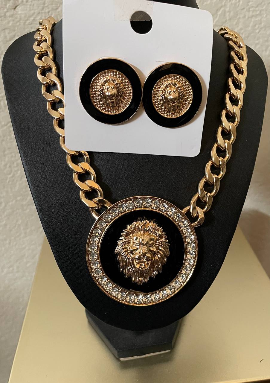 Black lion head necklace set