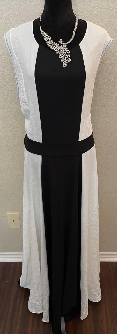 Black and White dress size 3x